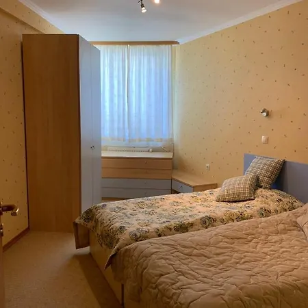 Apartmán манастира 1 Pamporovo